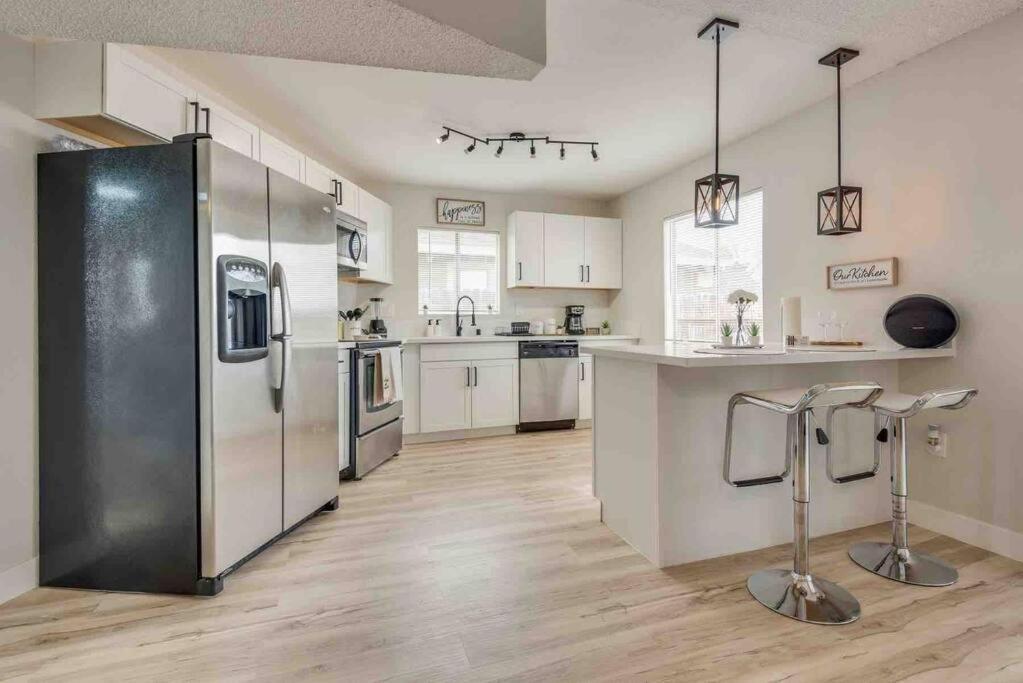 Cozy Home! 16 Min Away From Strip And Fremont 拉斯维加斯 外观 照片